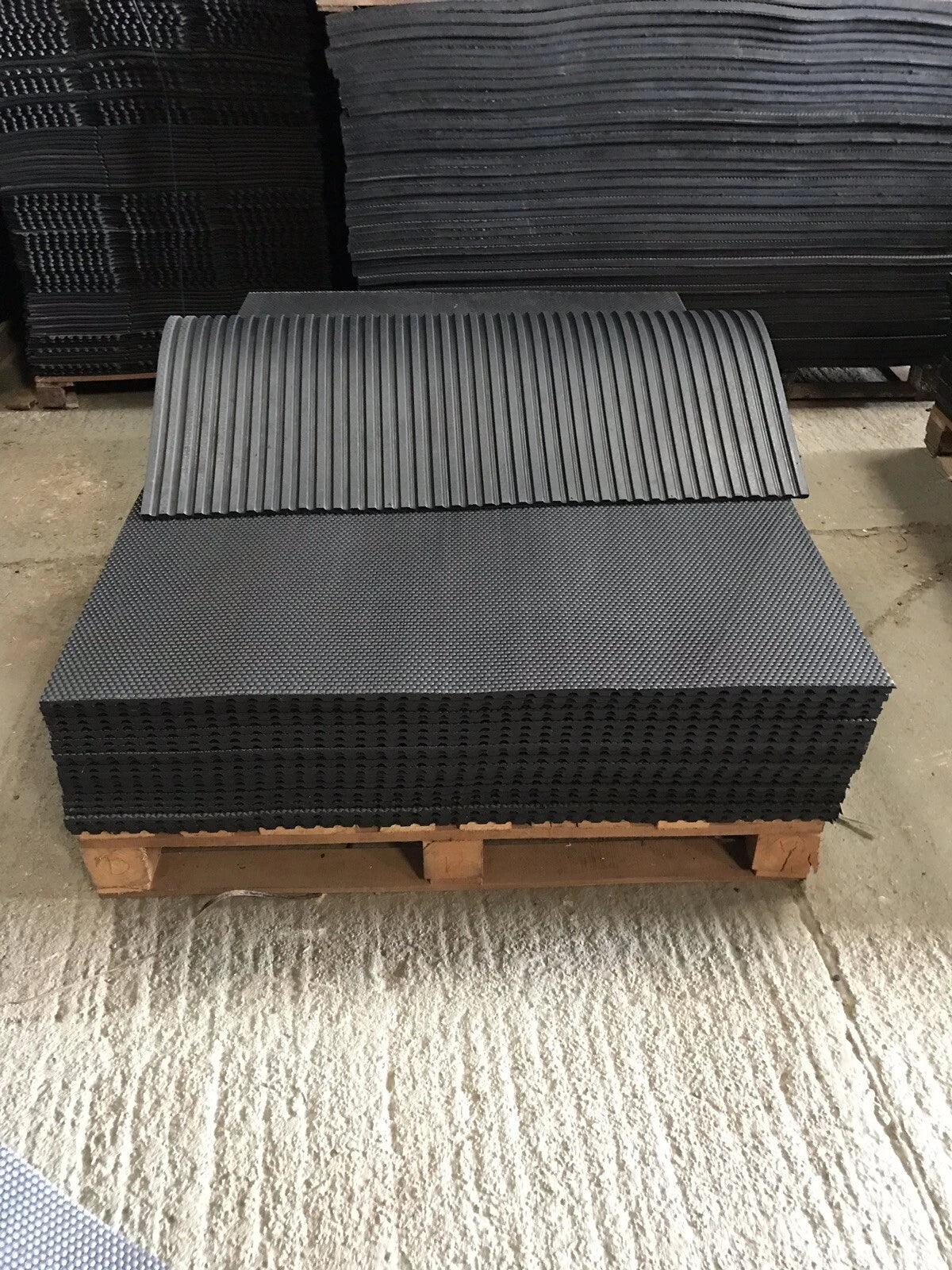 Gym Soiled Rubber Flooring mat, 12mm Thickness (6ft x 4ft),Special Price
