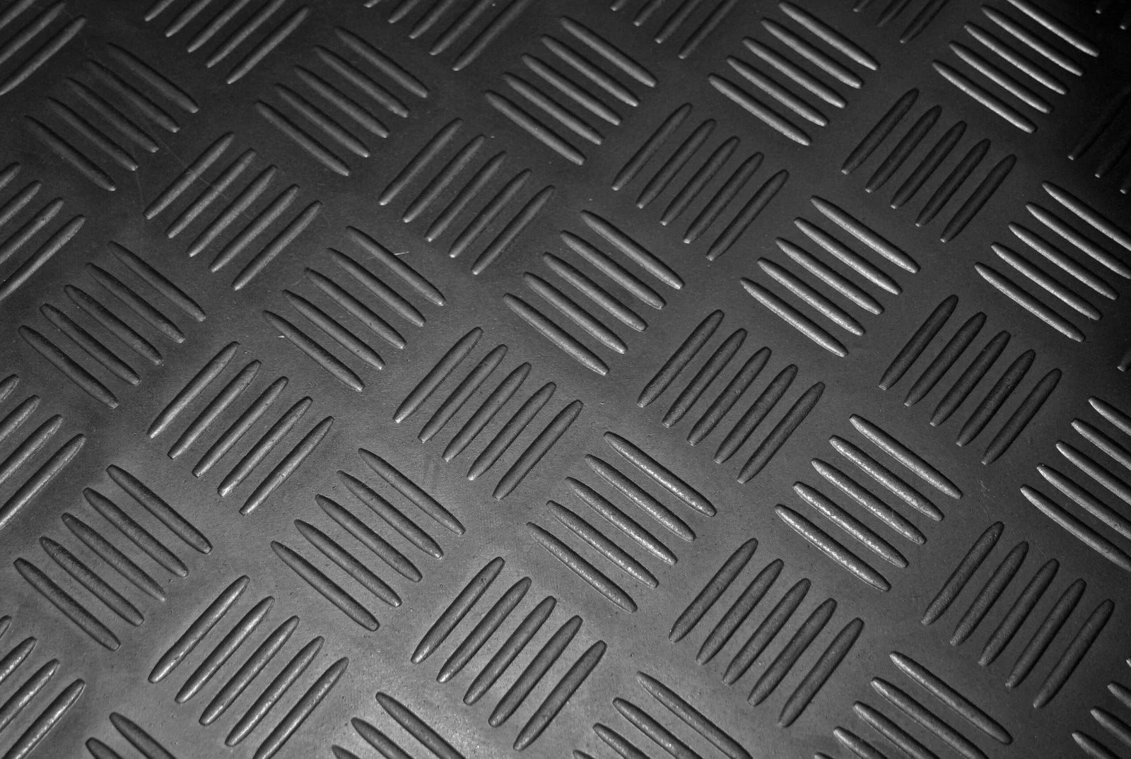 1.8m Wide 5 Bar Checker Rubber Flooring Roll