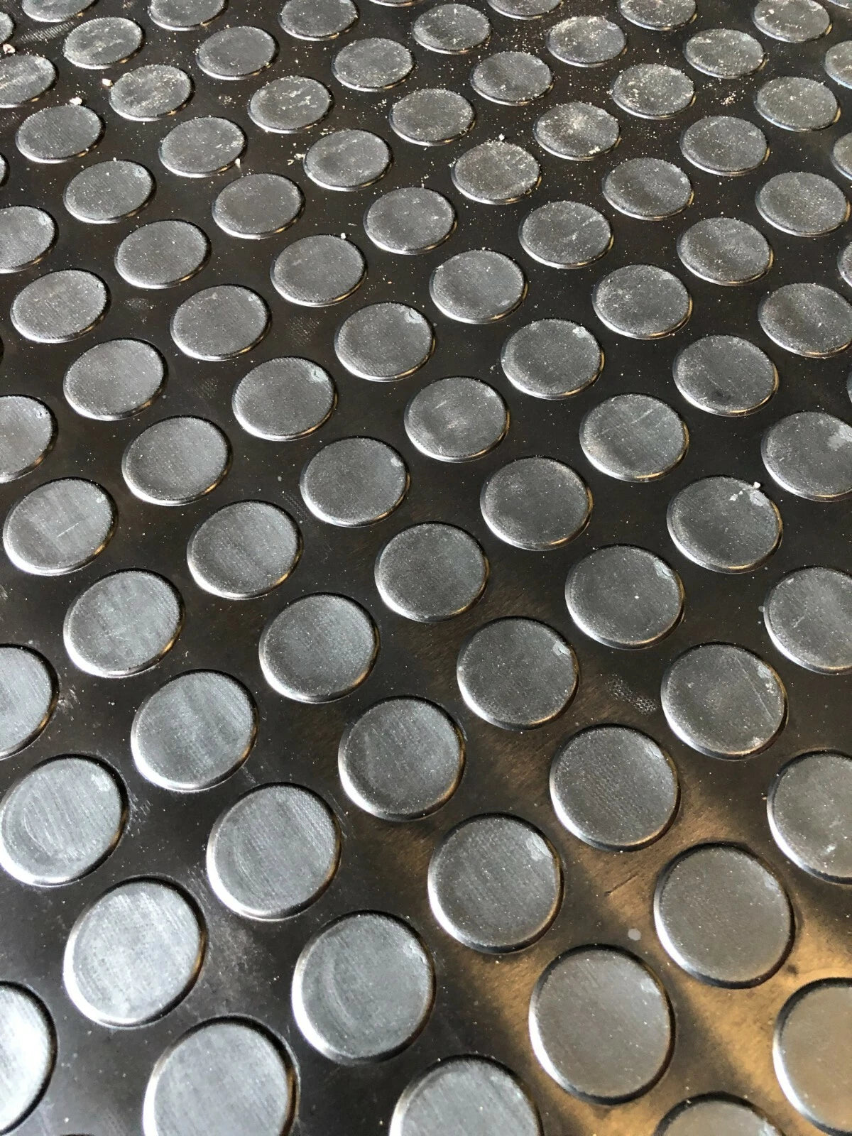 RUBBER FLOOR MATTING COIN/ PENNY TOP 3.5MM 5MM WIDE SIZE 1.2m, 1.5m, 1.8m, 2m