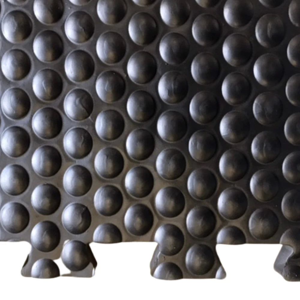 Horse Stable Floor Mats Interlocking EVA Non-Slip Rubber - 6 Piece Jigsaw Design