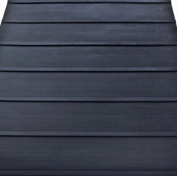 Horse box Trailer Ramp mat 110cm wide x 135cm long x 20mm Rib thickness