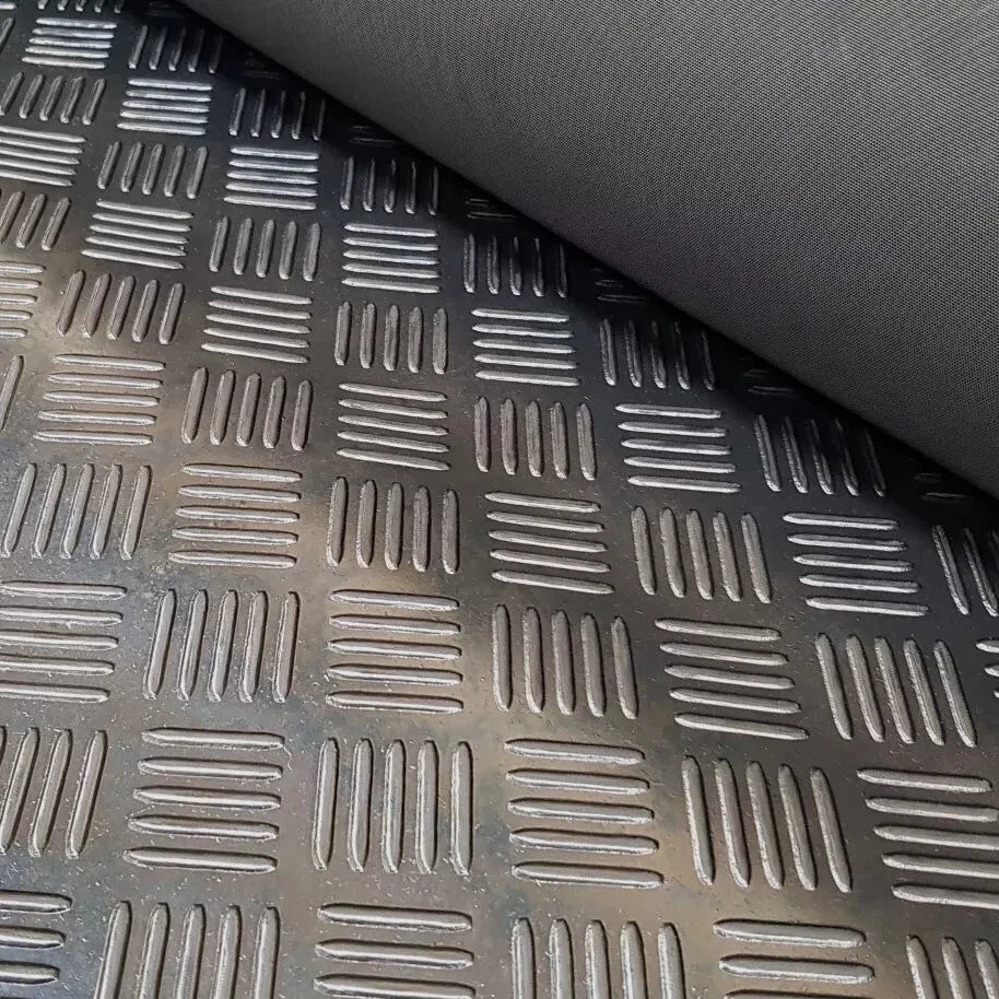 5mm 5 Bar Checker Rubber Flooring Roll – Heavy Duty Anti Slip Garage Mat