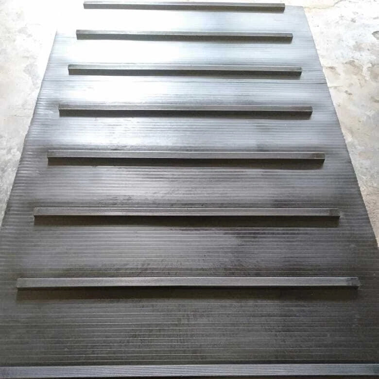Rubber Horse Box Trailer Ramp Mat 7foot long and 4foot wide Free Delivery