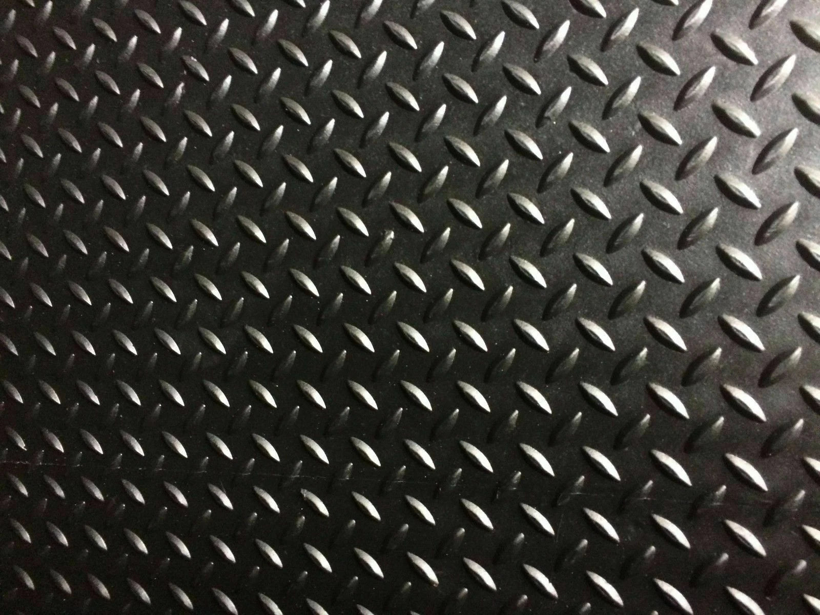 Rubber Flooring Checker Plate Design 3mm and 3.5mm Thick 1.2m,1.5m,1.8m