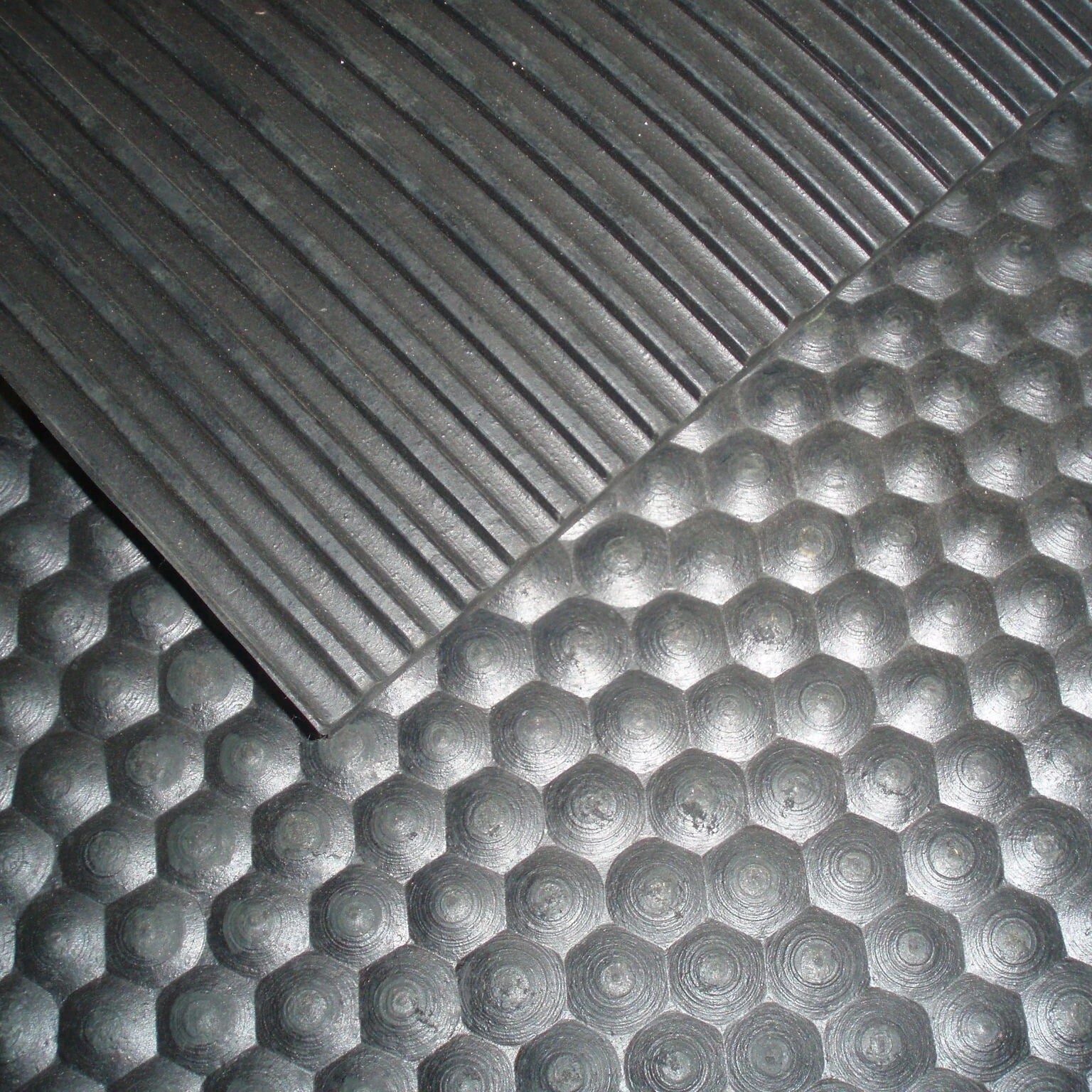 Rubber & EVA Stable Matting Clearance Sale Seconds Horse Pony Floor Mats