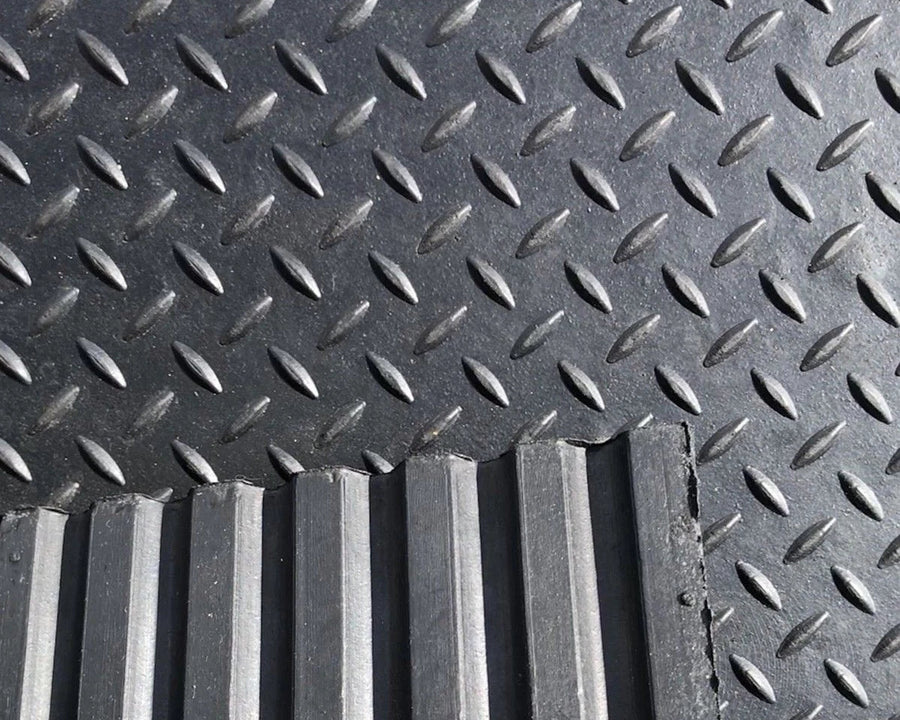 Rubber Floor Gym mats Commercial Flooring 12mm x6f x 4ft Checker Top Design