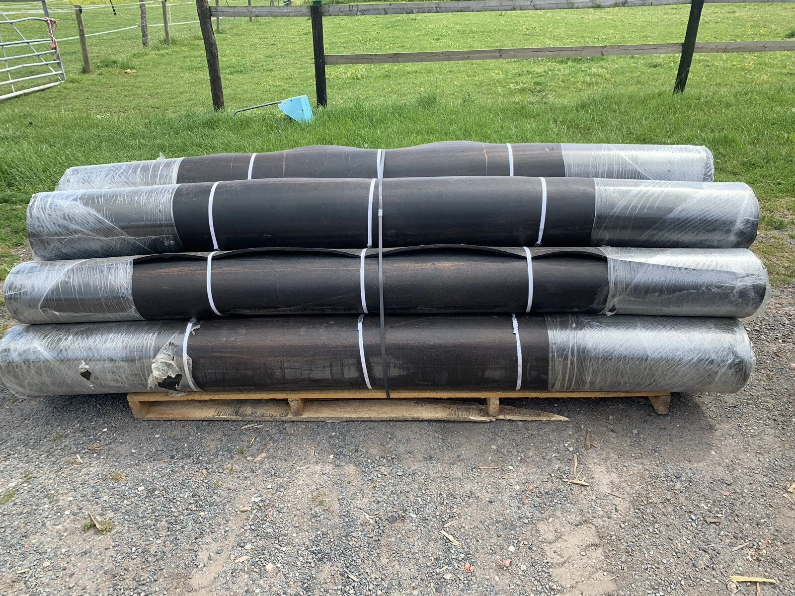 Rubber Horse Box Trailer Ramp Mat 2.1 metre Wide x 2.4 metre long Free Delivery